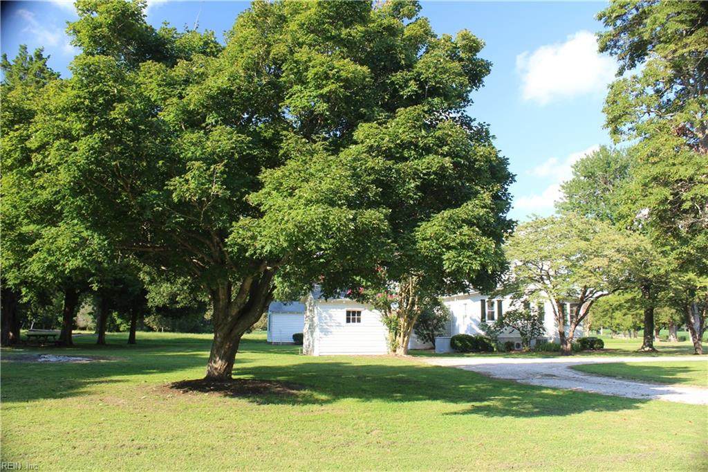 486 Greenvale Rd - Photo 1
