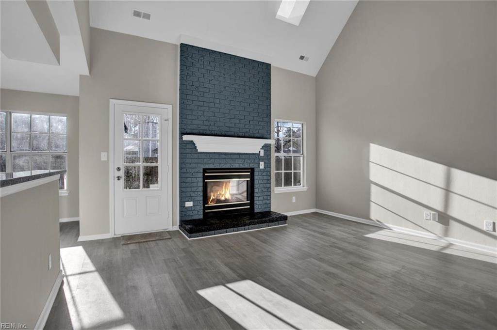 124 Pony Ct - Photo 1