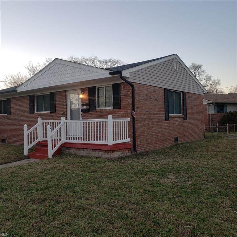 2816 David Ave - Photo 1
