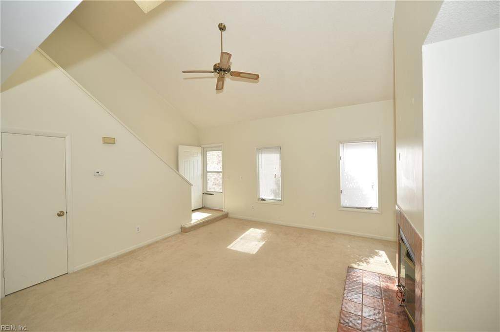 5664 Gates Lndg - Photo 1