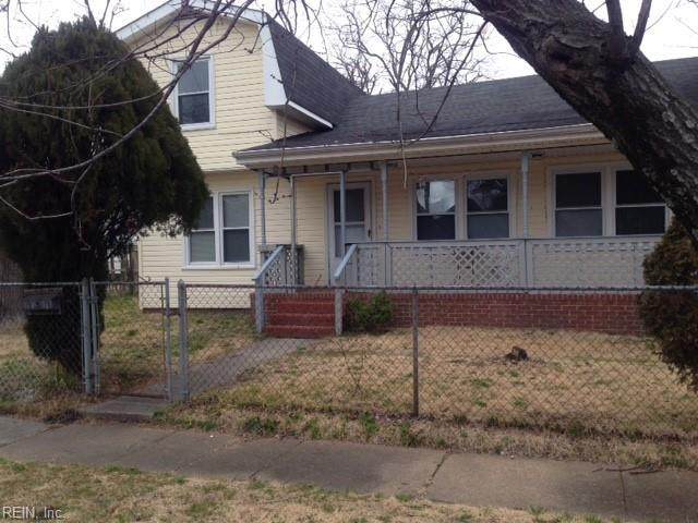 650 Gladstone Rd - Photo 1