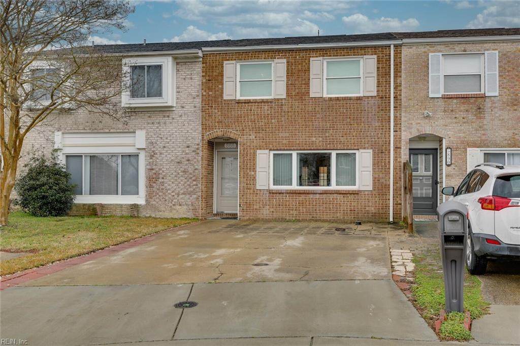 888 Jamestown Landing Rd - Photo 1