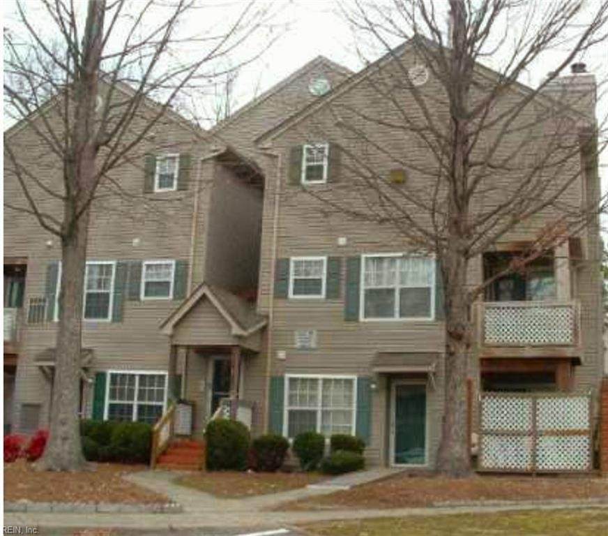 12882 Daybreak Cir - Photo 1