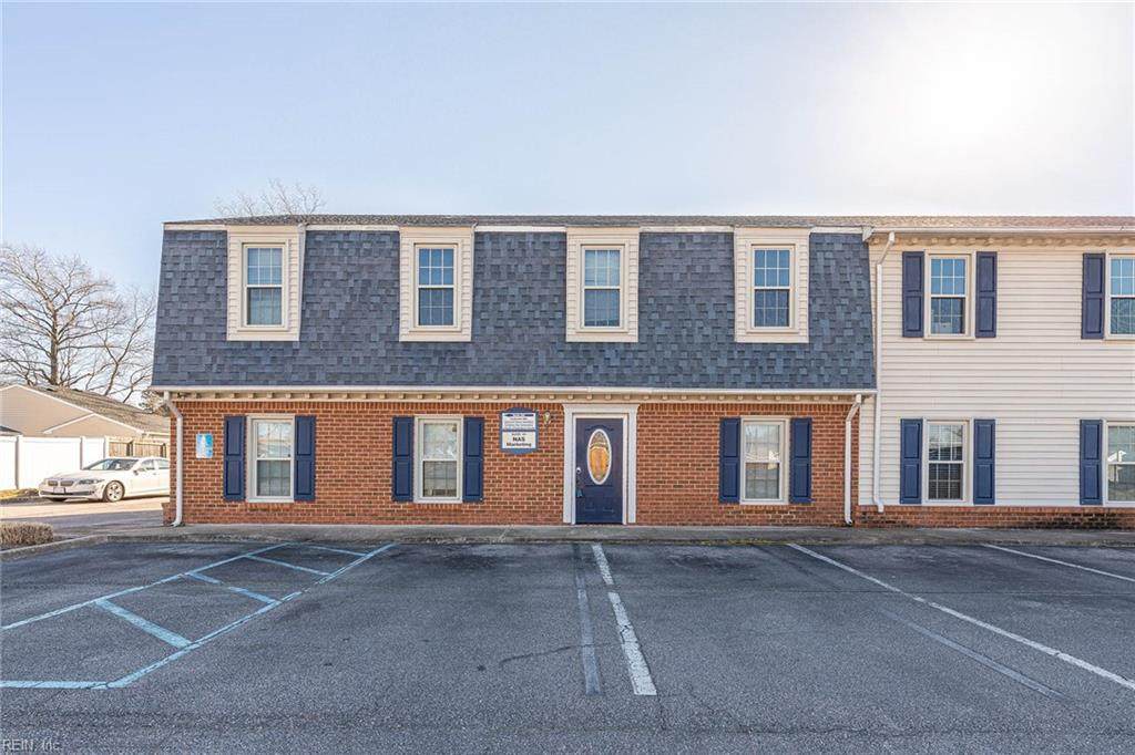 3640 Plaza Trl - Photo 1