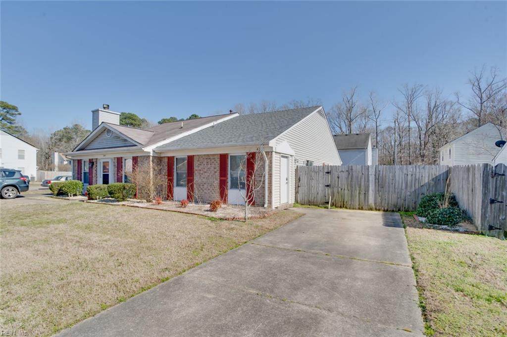 417 Cobblewood Bnd - Photo 1