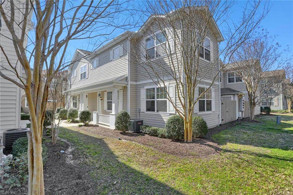 630 Lacy Oak Dr - Photo 1