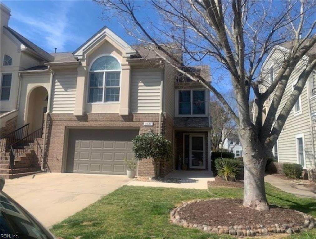 1021 Hanson Way - Photo 1