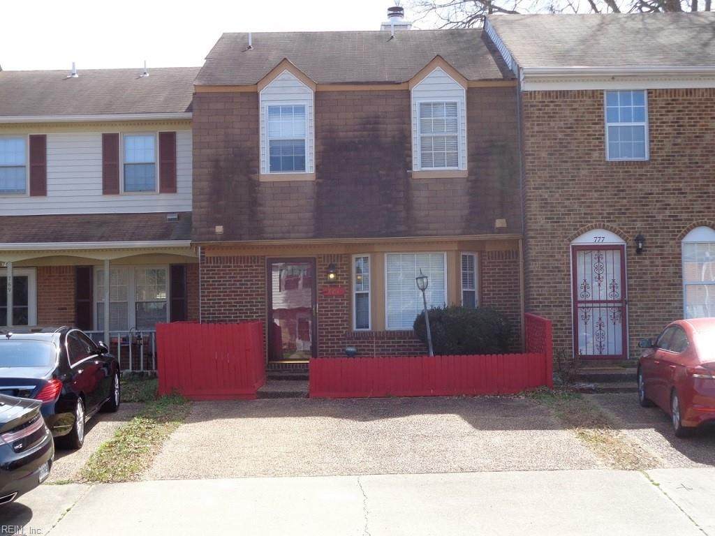 773 Westminster Ln - Photo 1