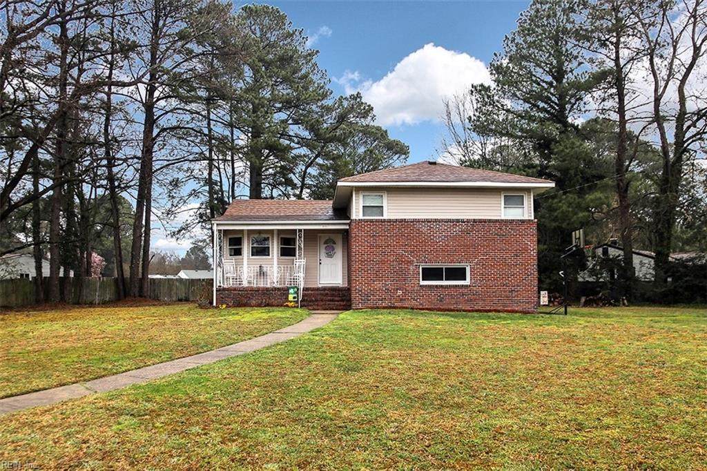 3301 Hornsea Rd - Photo 1