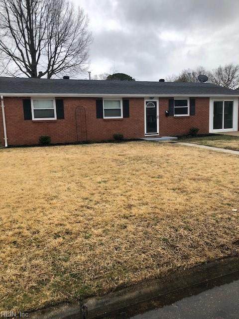 1908 Tyndall Cir - Photo 1
