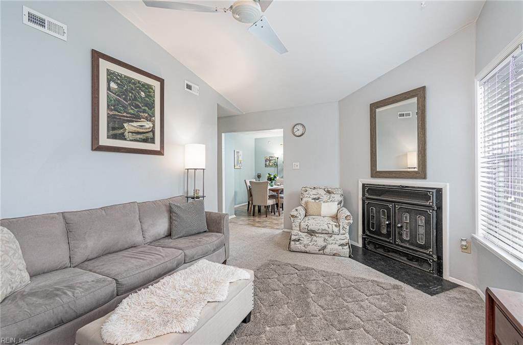 1526 Snowbird Ct - Photo 1