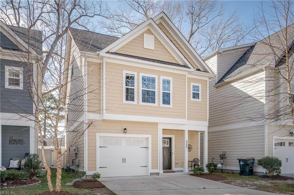 225 Floridays Way - Photo 1