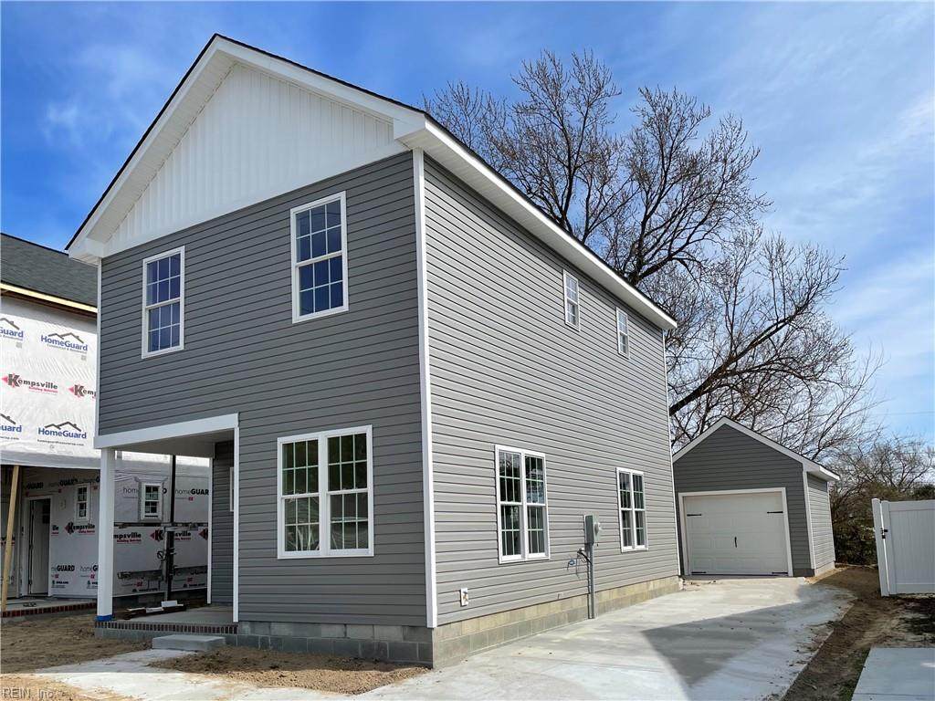 1118 44th St - Photo 1