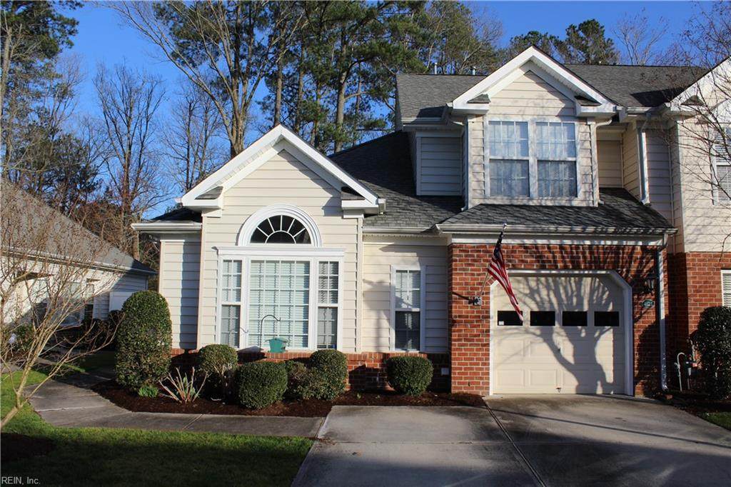 4621 Carriage Dr - Photo 1
