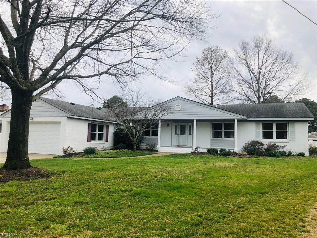 2217 Admiral Cir - Photo 1