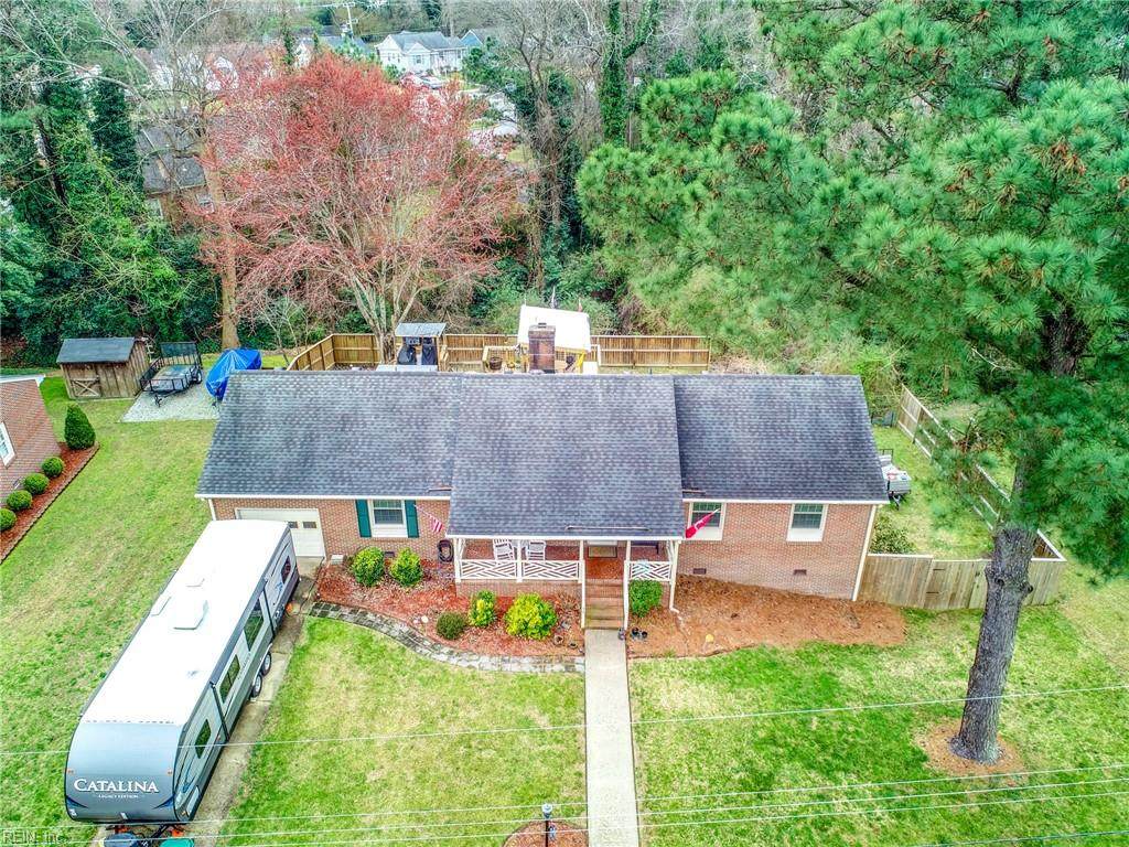 605 Azalea Ct - Photo 1