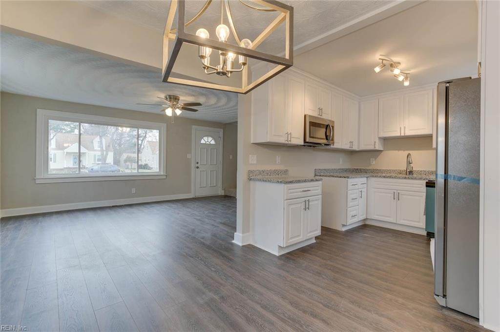 4583 Kennebeck St - Photo 1