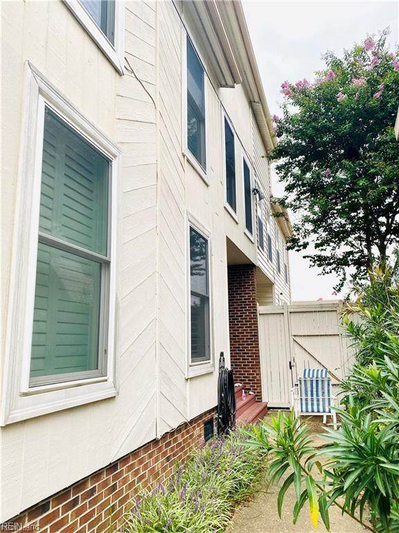 120 50th St - Photo 1