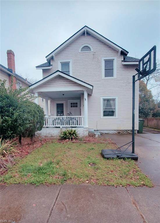 781 51 ST - Photo 1