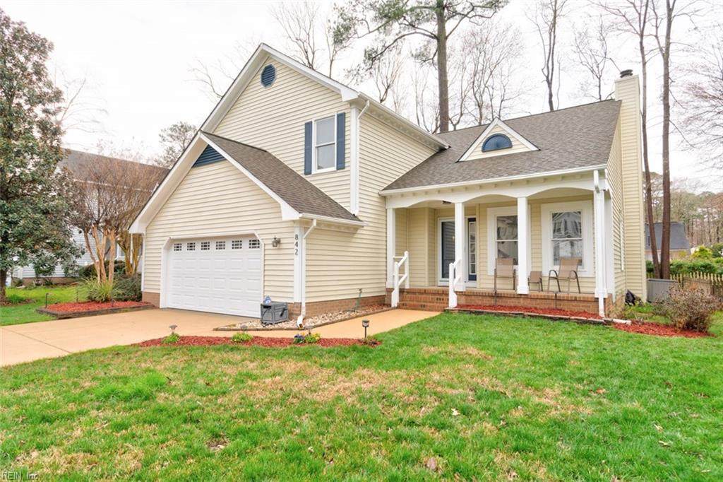 842 Hardwood Dr - Photo 1