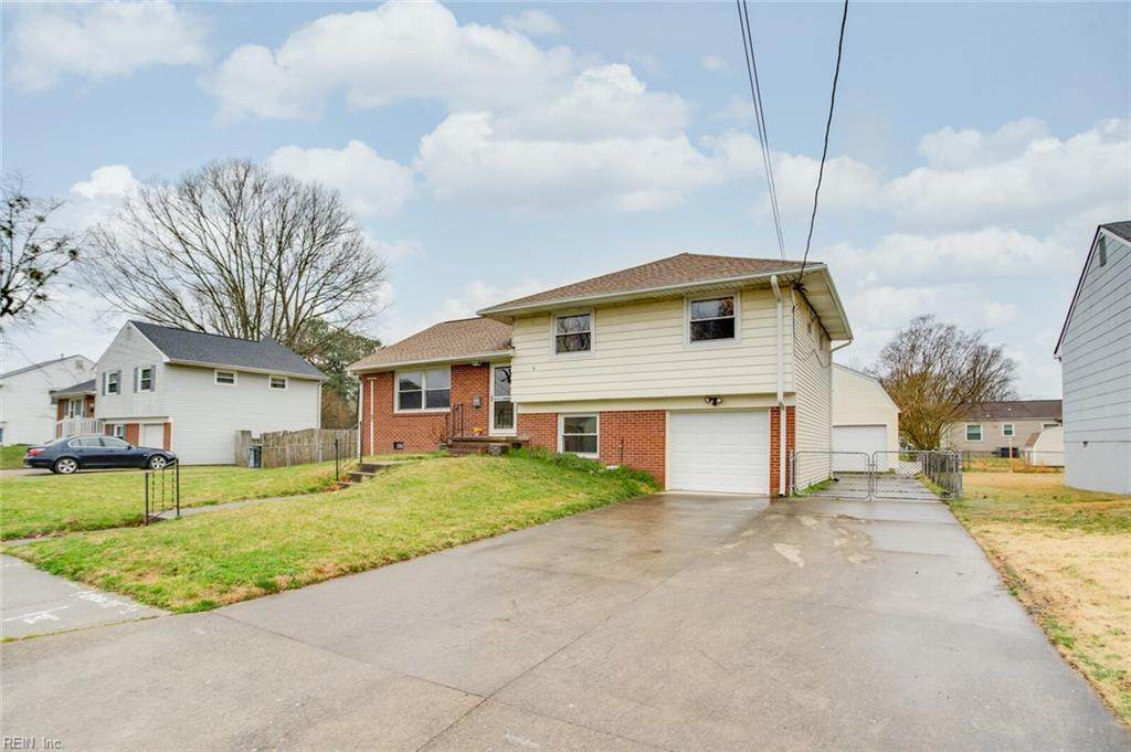105 Northampton Dr - Photo 1