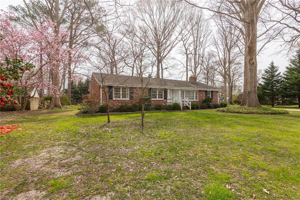 1204 Candlewood Dr - Photo 1