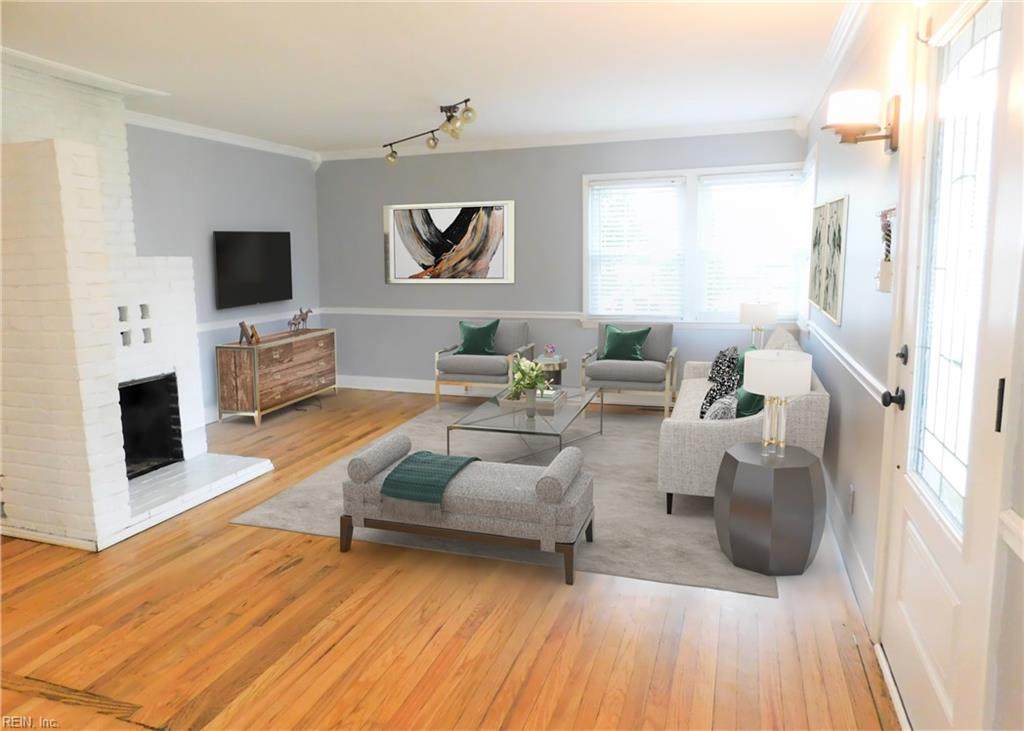 8203 Mercer Dr - Photo 1