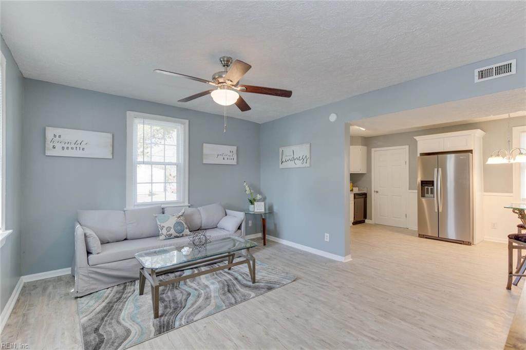 708 Maryland Ave - Photo 1