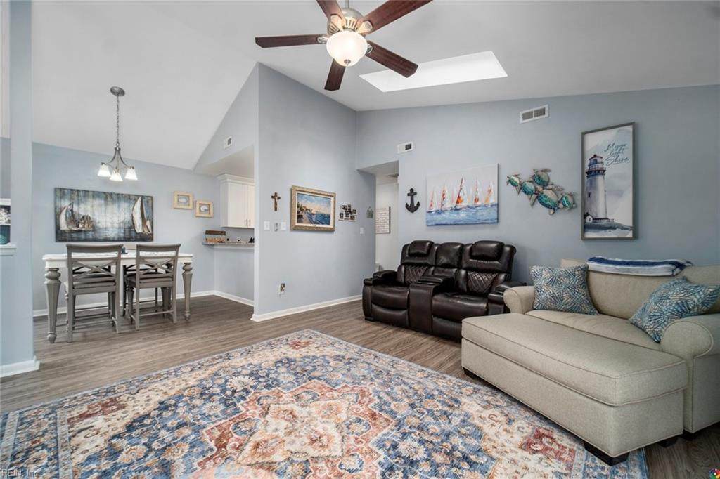 2409 Loran Ct - Photo 1
