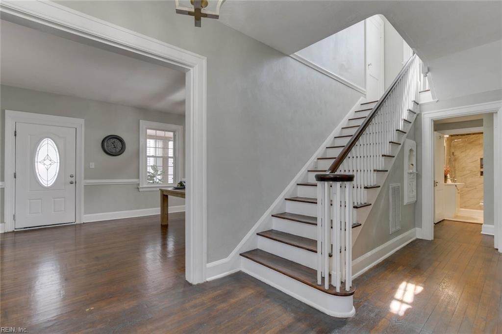 3903 High St - Photo 1
