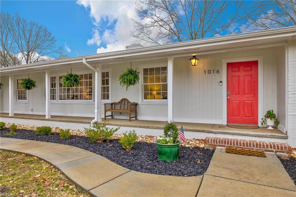 1016 Caton Dr - Photo 1