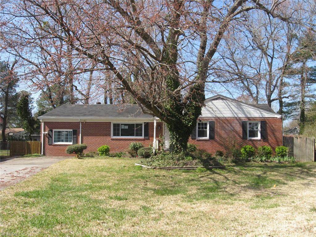 1016 Tradewinds Rd - Photo 1