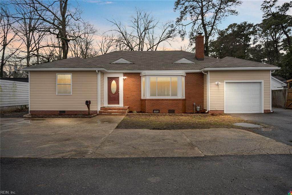 10827 Warwick Blvd - Photo 1