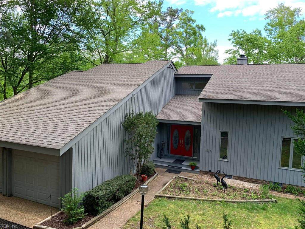 233 William Claiborne - Photo 1