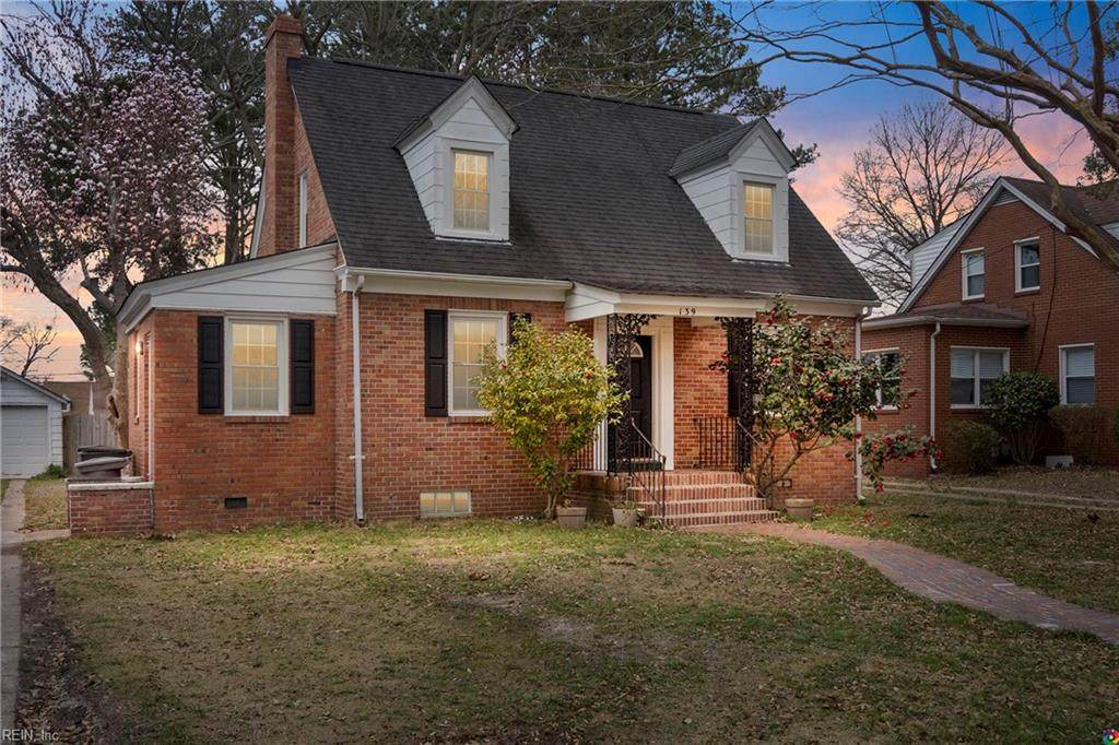 139 Hampton Roads Ave - Photo 1