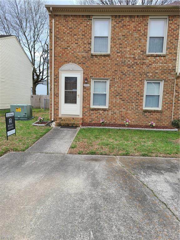 119 Elmhurst Ct - Photo 1