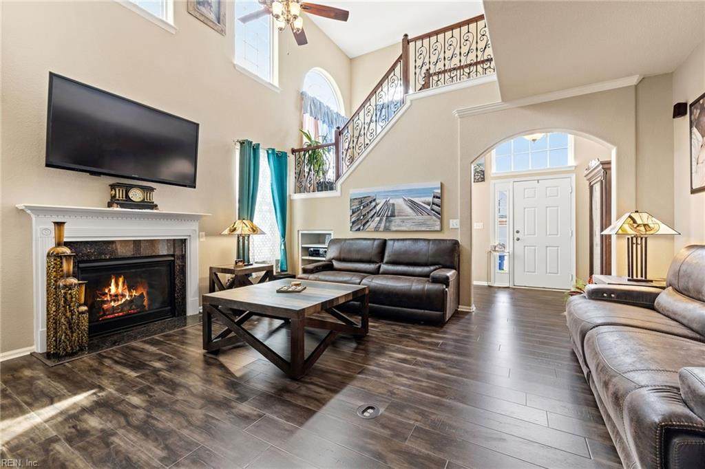 2416 Apiary Ct - Photo 1