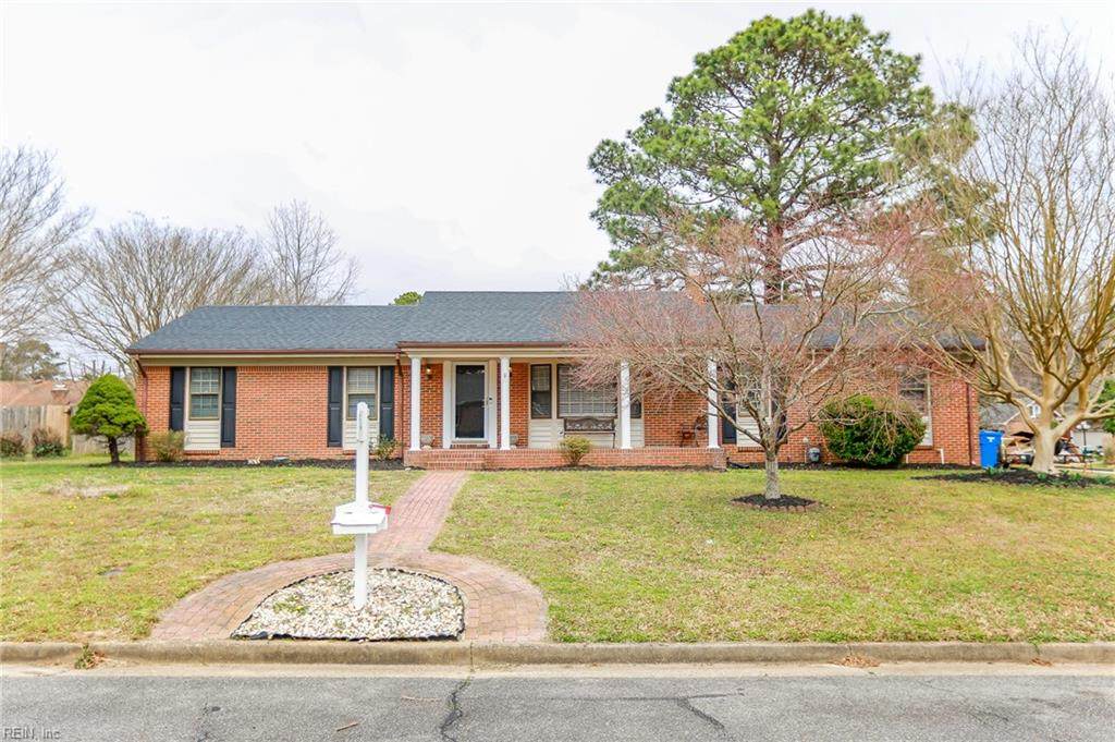 541 Hartswood Ter - Photo 1