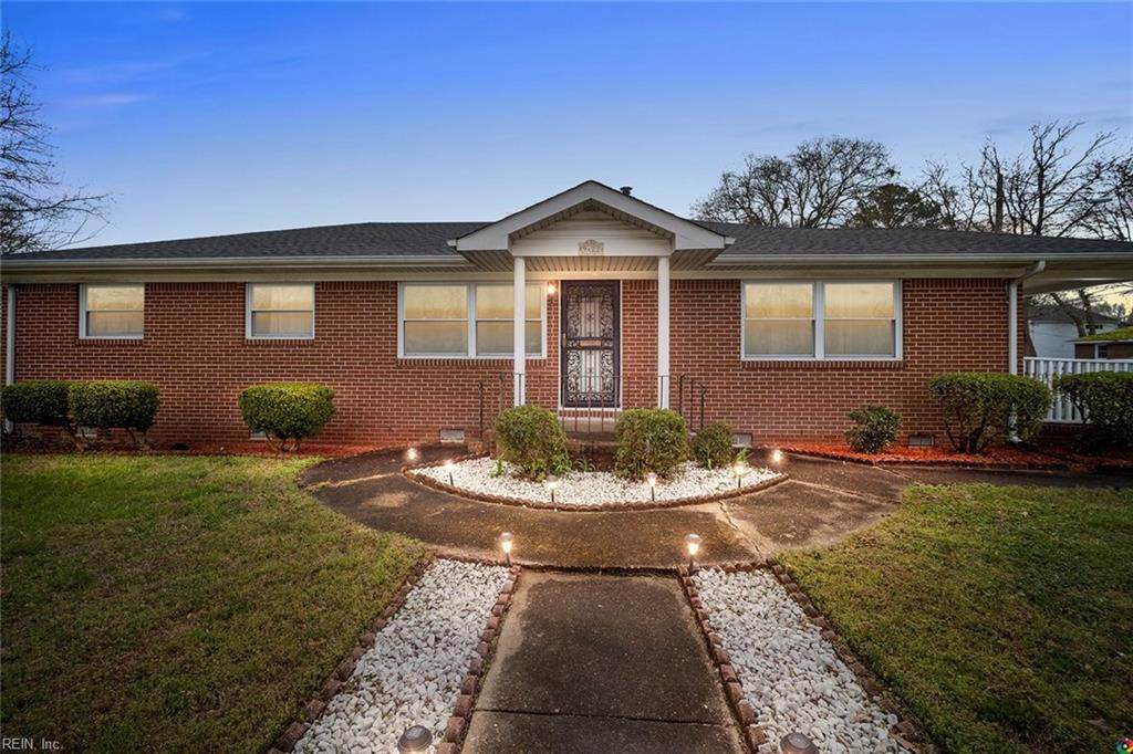 9422 Beachview St - Photo 1