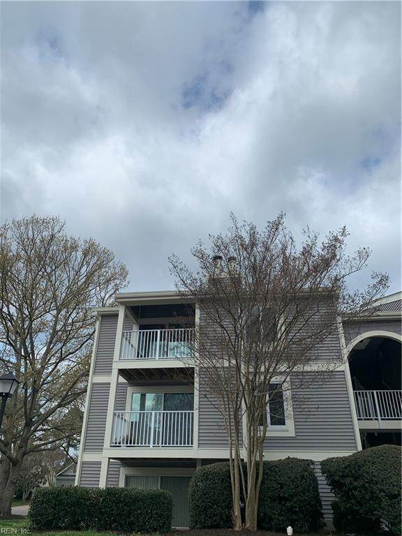 1000 Autumn Woods Ln - Photo 1