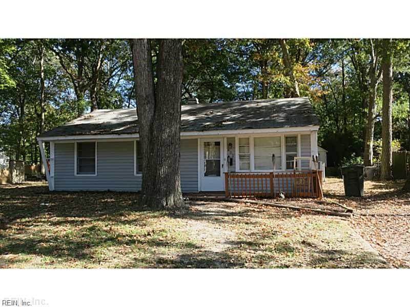 402 Pine Grove Ave - Photo 1