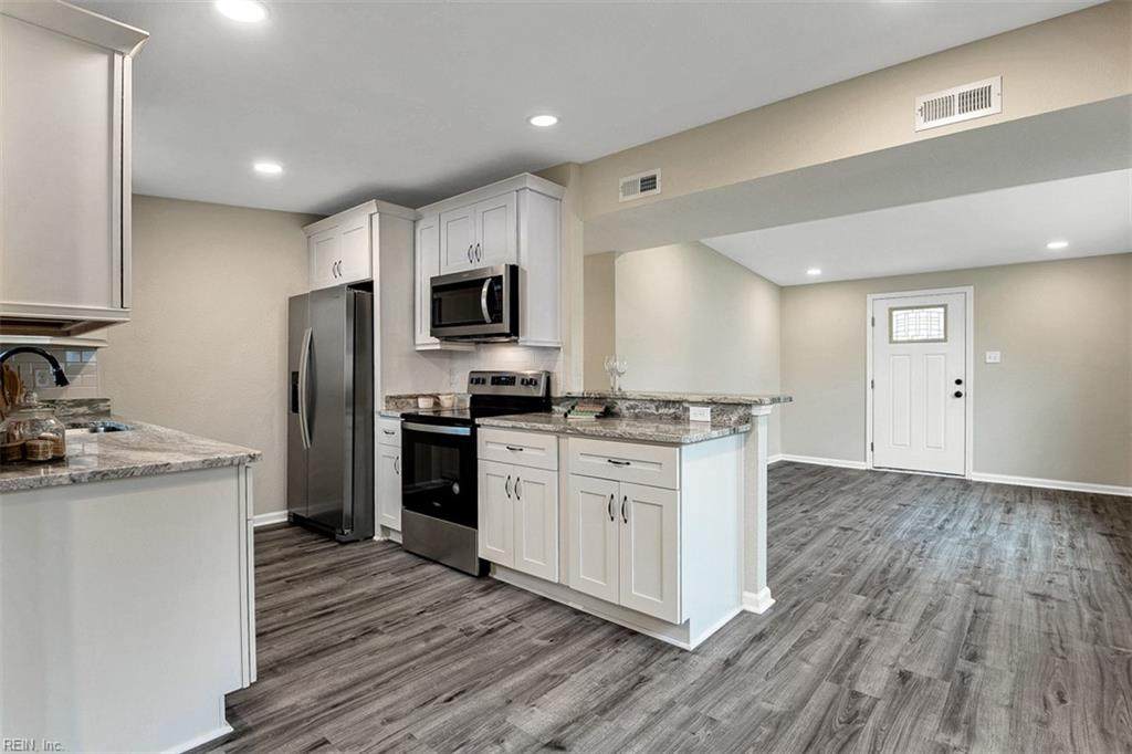 2917 Scotia Dr - Photo 1