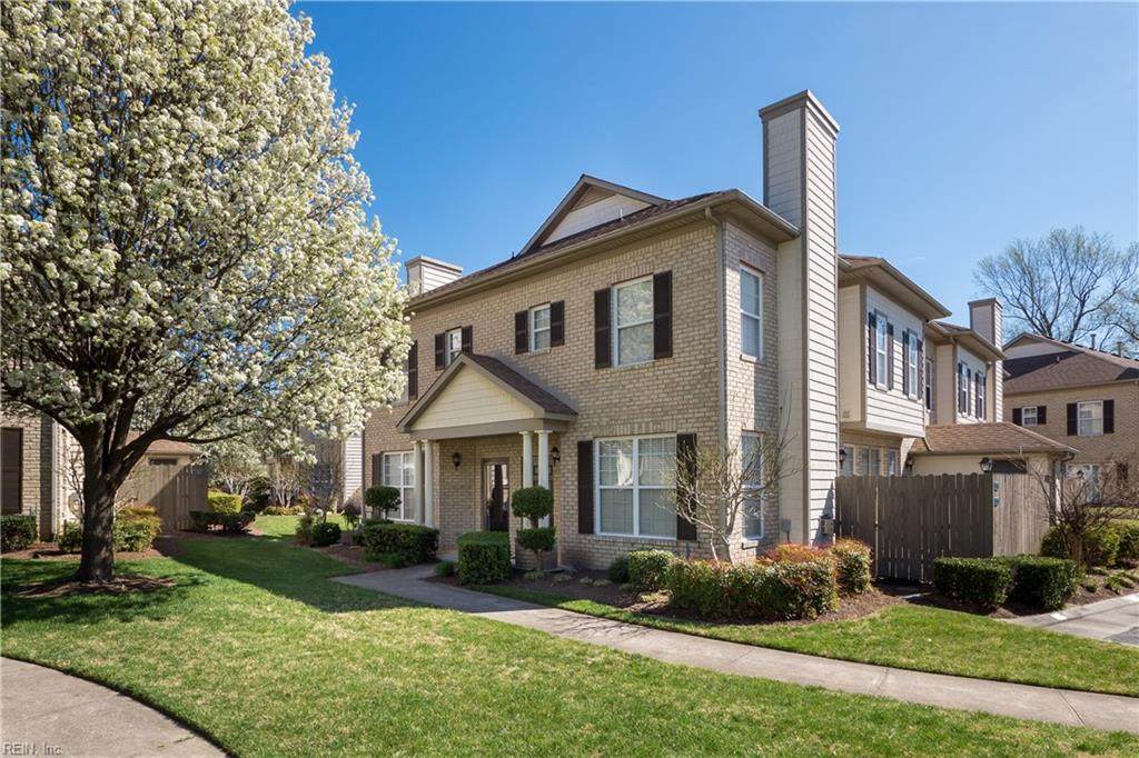 2277 Wessington Dr - Photo 1