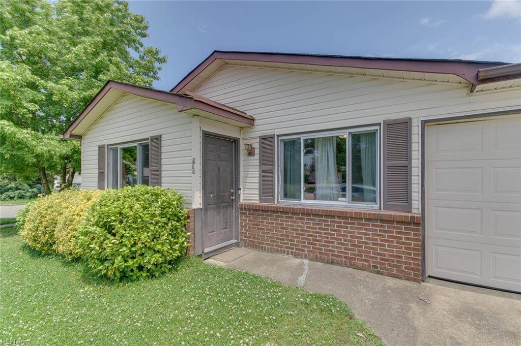 900 Riverbend Rd - Photo 1