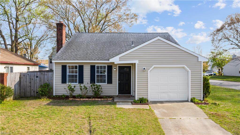 1864 Aquamarine Dr - Photo 1