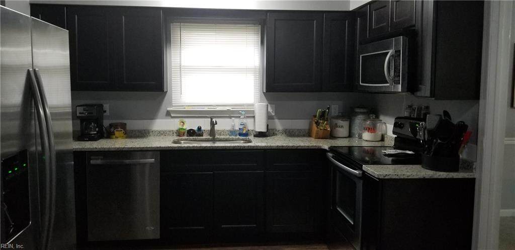 3761 Summer Pl - Photo 1