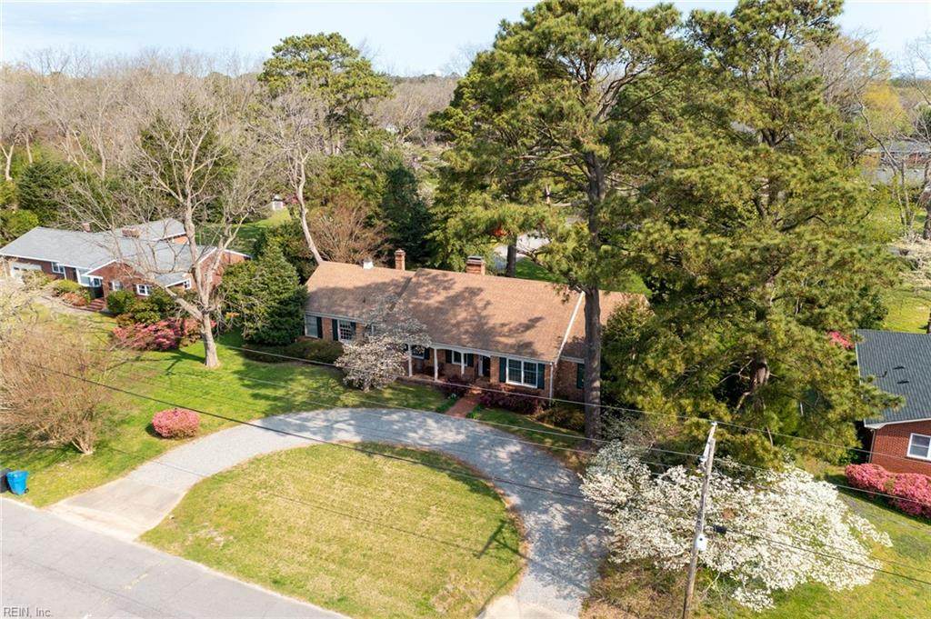 4313 Country Club Cir - Photo 1