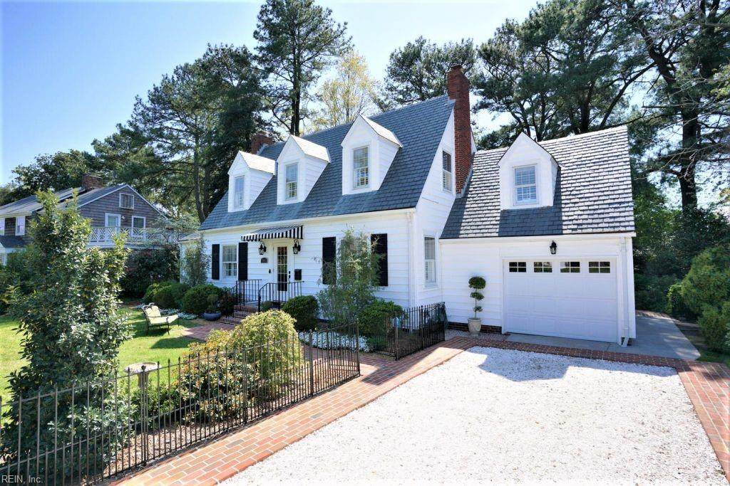 7463 Gleneagles Rd - Photo 1