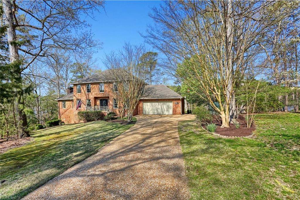 120 Greenbrier - Photo 1