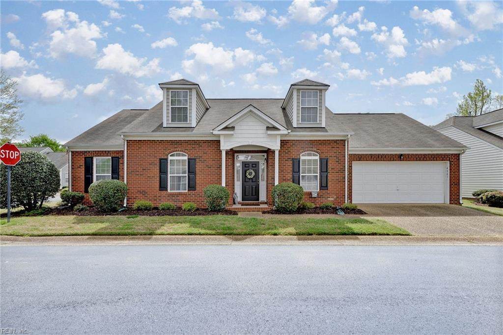 4501 Greendale Dr - Photo 1